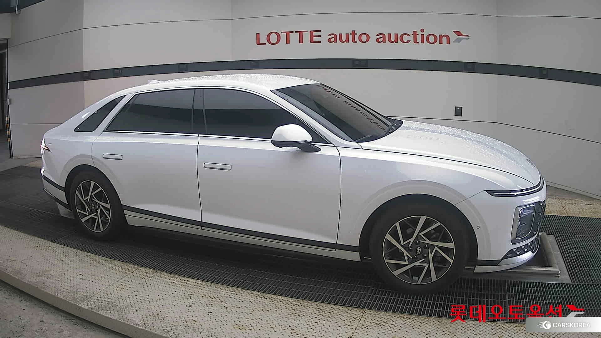 Hyundai Grandeur Hybrid id 4984688 из Кореи 8