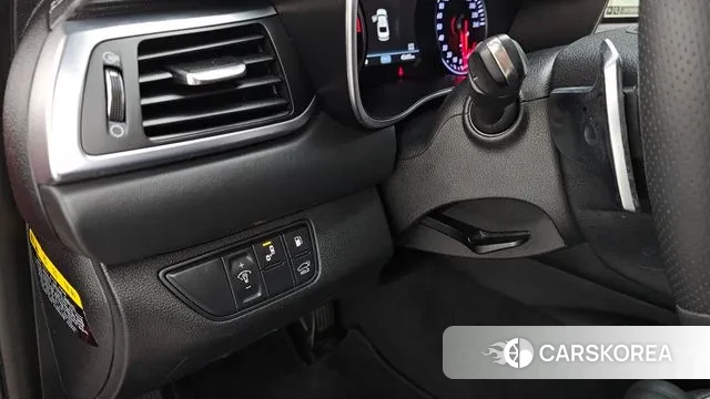 Genesis G70 id 3646893 из Кореи 8