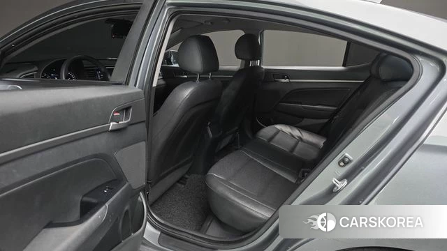 Hyundai Avante AD id 5042121 из Кореи 8