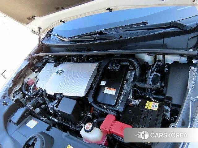 Toyota Prius 4th Generation id 5018939 из Кореи 8