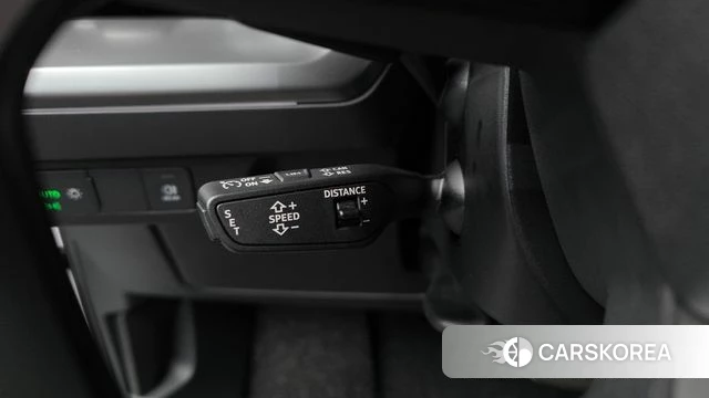 Audi Q4 e-Tron (F4) id 4974789 из Кореи 8