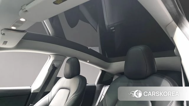 Tesla Model Y id 4906317 из Кореи 8