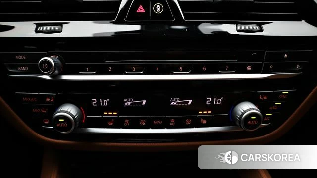BMW 5 Series (G30) id 5024051 из Кореи 8