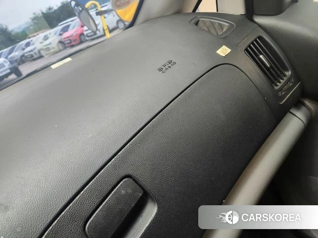 Hyundai The New Grand Starex id 4713353 из Кореи 8