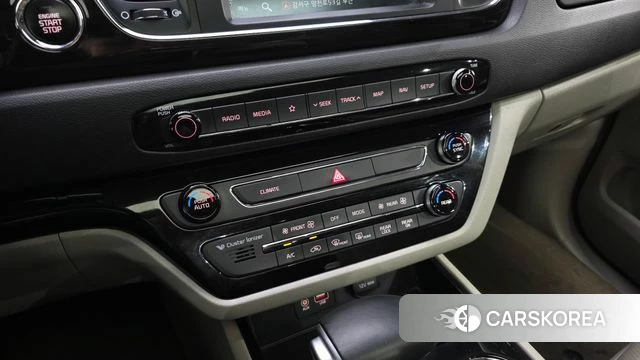 Kia The New Carnival id 4998801 из Кореи 8