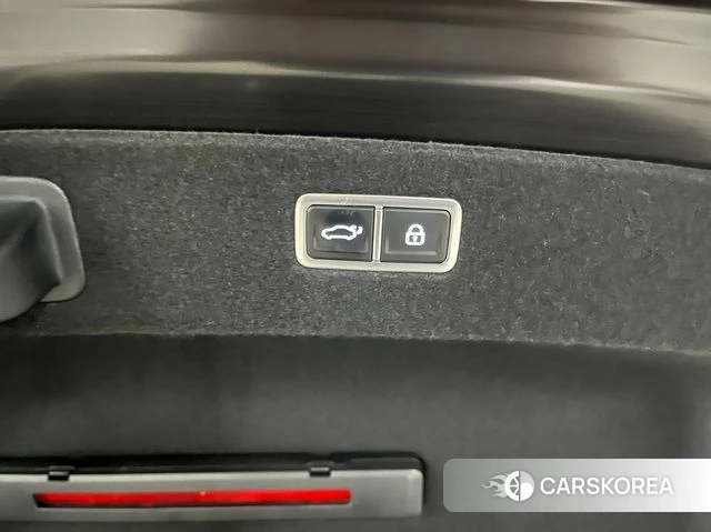 Genesis G90 (RS4) id 5022370 из Кореи 8