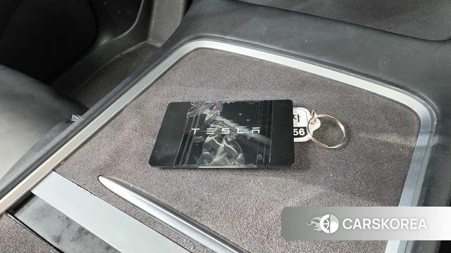 Tesla Model Y id 4726065 из Кореи 8