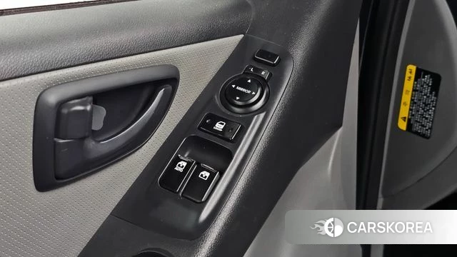 Hyundai The New Grand Starex id 5028795 из Кореи 8