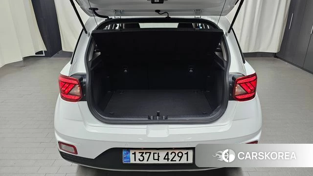 Hyundai Venue id 4964667 из Кореи 8