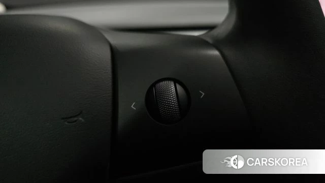 Tesla Model Y id 4750447 из Кореи 8