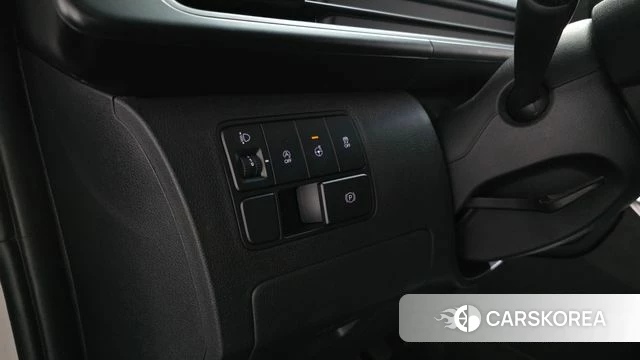 Hyundai Staria id 4710776 из Кореи 8