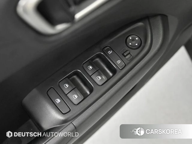 Hyundai Venue id 5018512 из Кореи 8