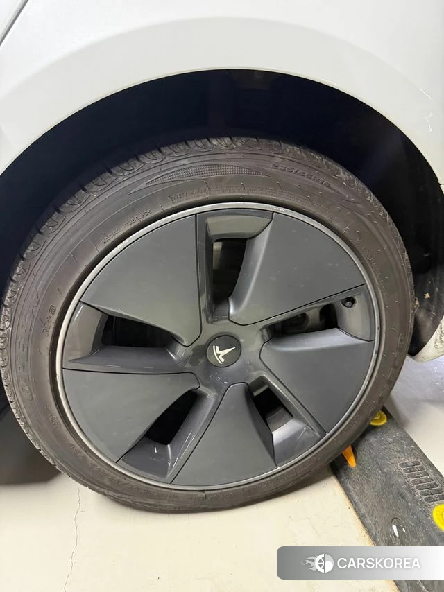 Tesla Model 3 id 5041534 из Кореи 8