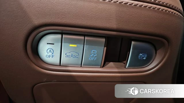 Genesis G90 (RS4) id 4981652 из Кореи 8