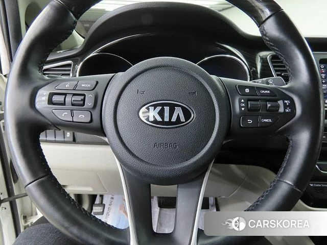 Kia The New Carnival id 4998430 из Кореи 8
