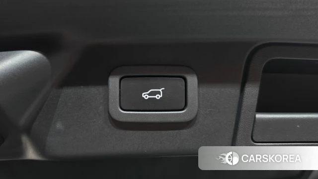 Land Rover Range Rover Velar id 4967801 из Кореи 8