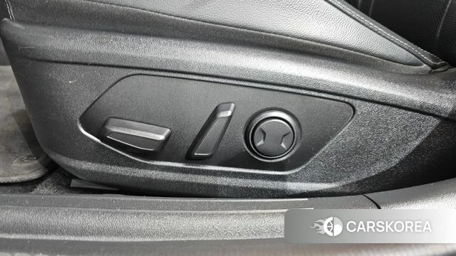 Hyundai Avante (CN7) id 4707318 из Кореи 8