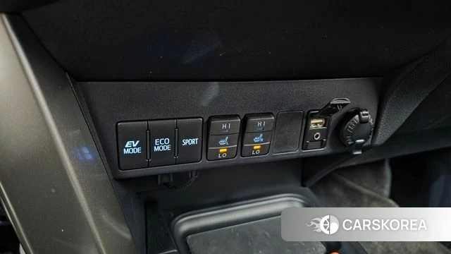 Toyota RAV4 id 4900826 из Кореи 8