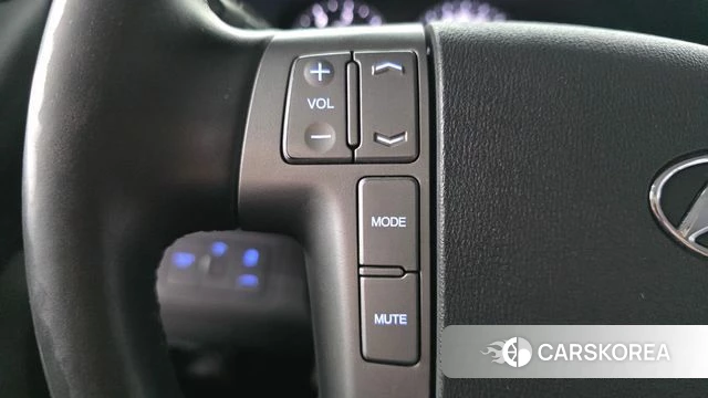 Hyundai The New Grand Starex id 4525101 из Кореи 9