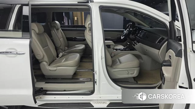 Kia The New Carnival id 5023912 из Кореи 10