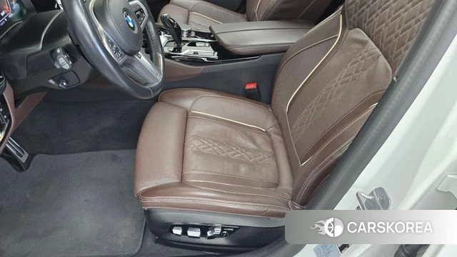 BMW 5 Series (G30) id 5021910 из Кореи 9