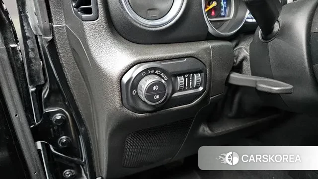 Jeep Wrangler (JL) id 3772711 из Кореи 9