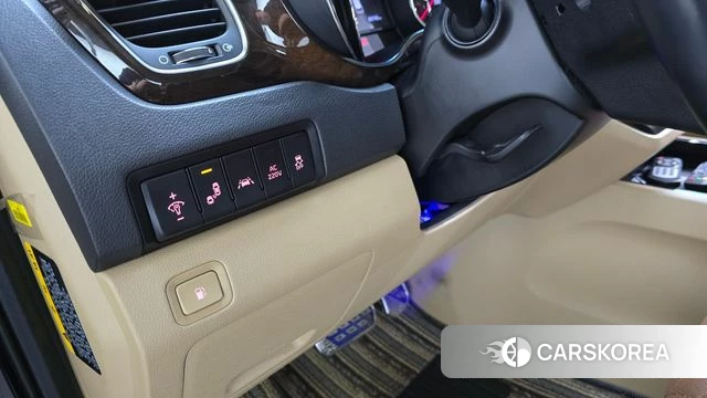 Kia The New Carnival id 4988204 из Кореи 9