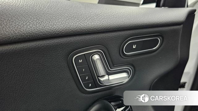 Mercedes-Benz A-Class W177 id 5048159 из Кореи 9