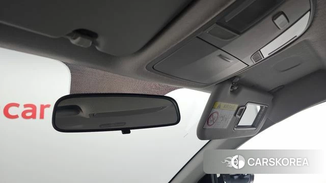 Kia Stonic id 5035105 из Кореи 9