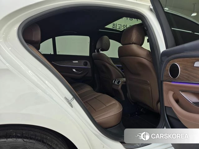 Mercedes-Benz E-Class W213 id 5000677 из Кореи 9