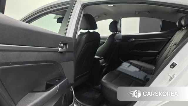 Hyundai Avante AD id 4953151 из Кореи 9