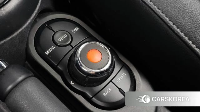 Mini Cooper Convertible id 4906447 из Кореи 9