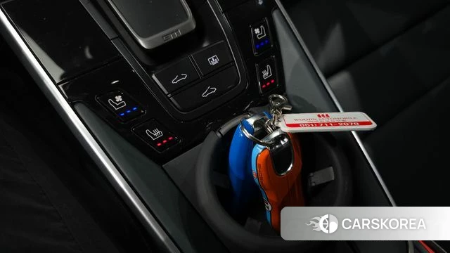 Porsche 911(992) id 5022609 из Кореи 9