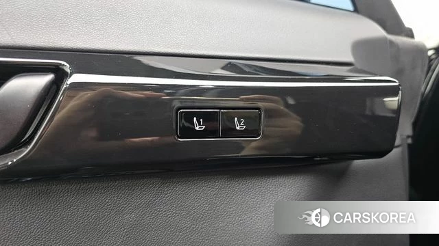 Hyundai Grandeur (GN7) id 5039983 из Кореи 9