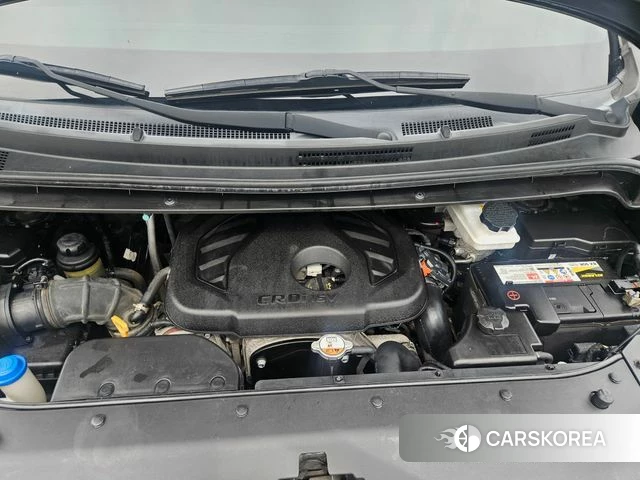 Hyundai The New Grand Starex id 4717754 из Кореи 9