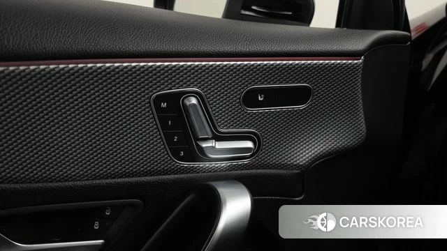 Mercedes-Benz A-Class W177 id 5034850 из Кореи 9