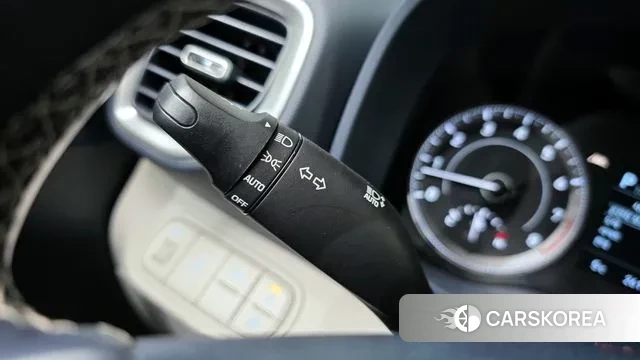 Hyundai Venue id 3787995 из Кореи 9