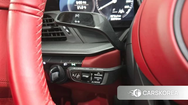 Porsche 911(992) id 4941582 из Кореи 9