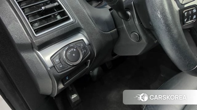 Ford Explorer id 4937515 из Кореи 9