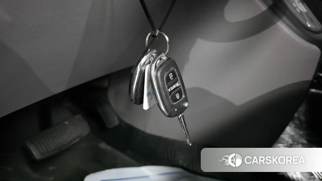 Hyundai The New Grand Starex id 4960402 из Кореи 9