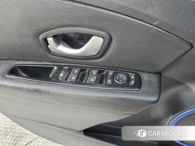 Renault Korea (Samsung) SM3 Z.E. id 4967326 из Кореи 9