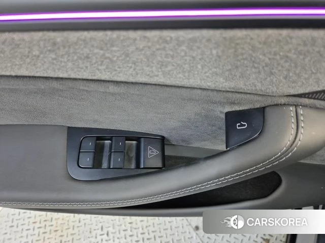 Tesla Model Y id 4949801 из Кореи 9