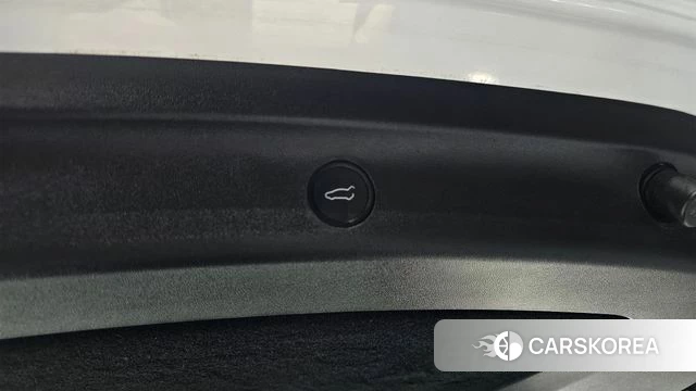 Tesla Model Y id 5026796 из Кореи 9