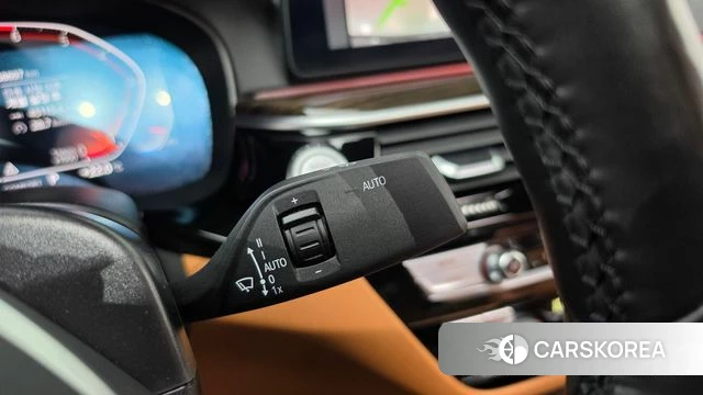 BMW 5 Series (G30) id 5012627 из Кореи 9