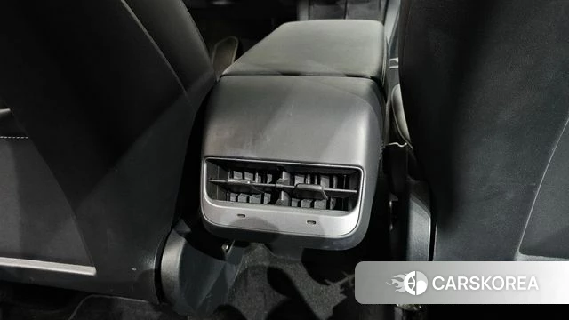 Tesla Model Y id 5012320 из Кореи 9