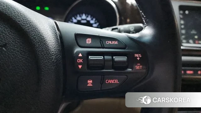 Kia The New Carnival id 3723296 из Кореи 9