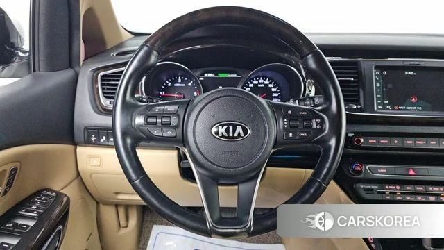 Kia The New Carnival id 4855998 из Кореи 9