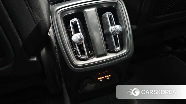 Volvo XC40 id 3921537 из Кореи 9