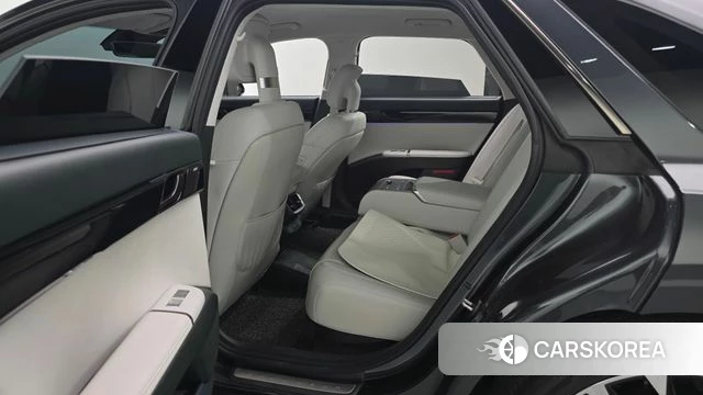 Hyundai Grandeur (GN7) id 5022039 из Кореи 9