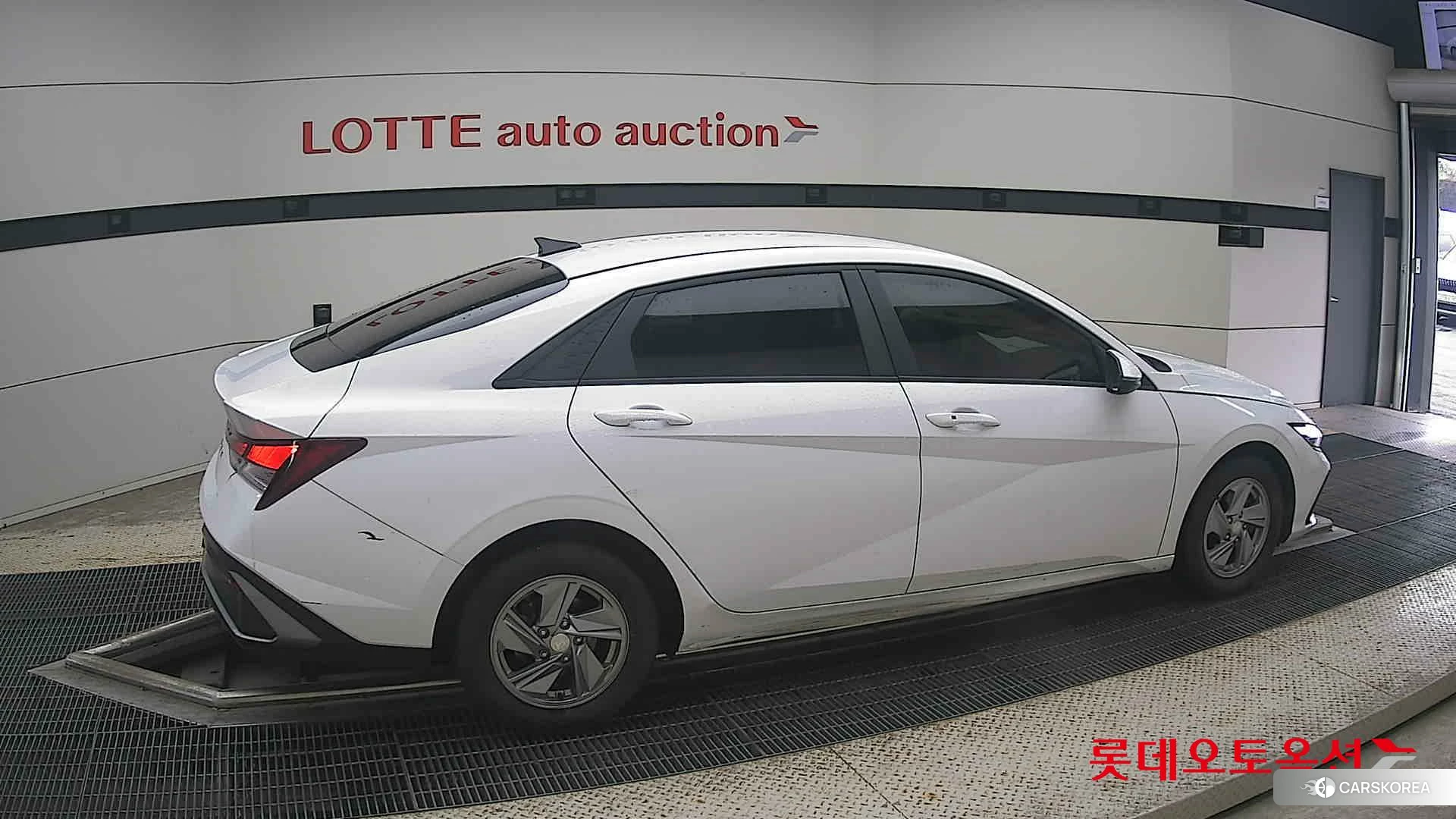 Hyundai Avante id 4984610 из Кореи 9